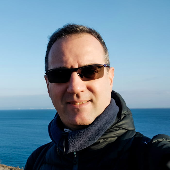 Ricard Lozano — Senior English-to-Spanish Translator, Barcelona